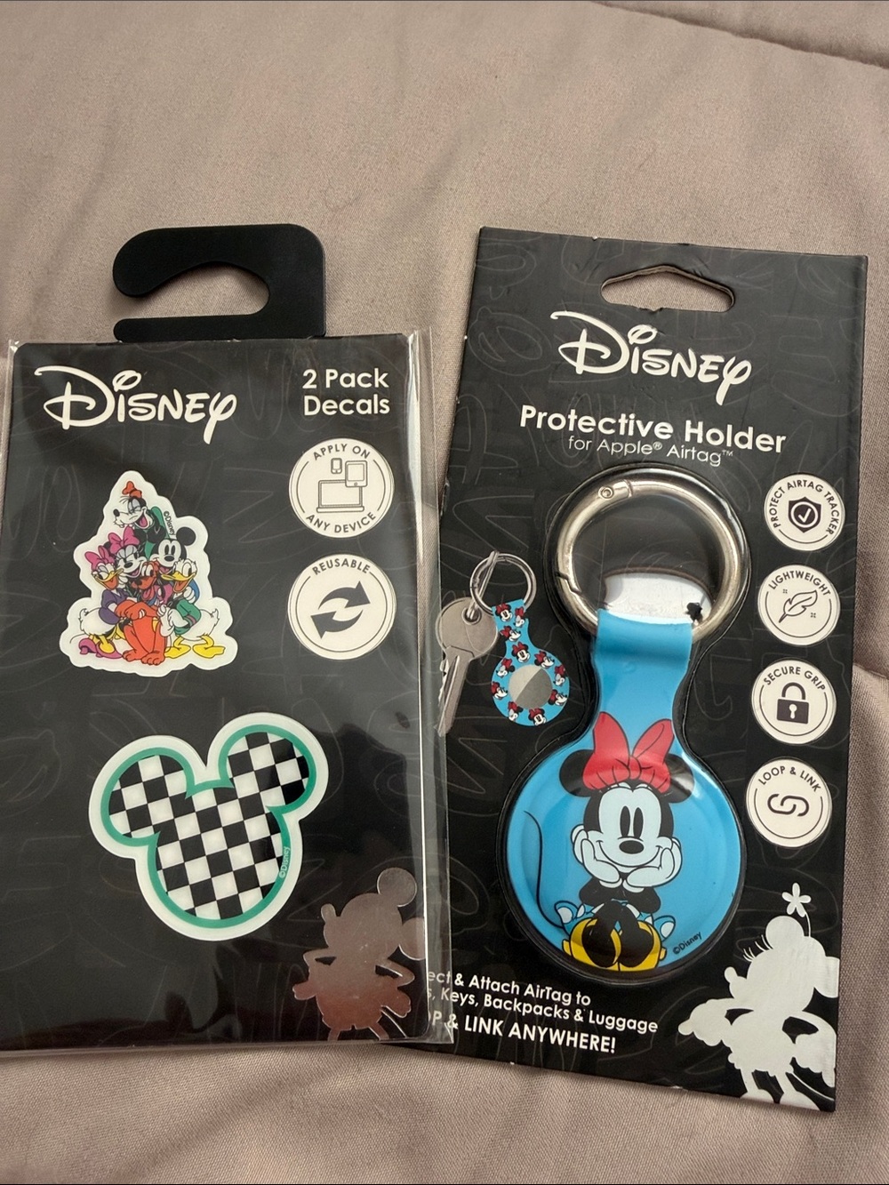 🫶🏼3 for $12!!🫶🏼Disney Minnie Mouse Blue AirTag Protective Holder with Key Ring